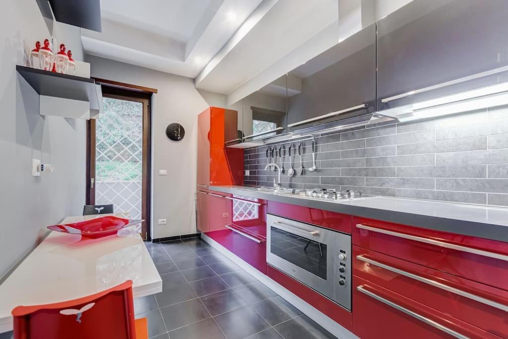 Exclusive Apartment In Eur Lake ローマ エクステリア 写真
