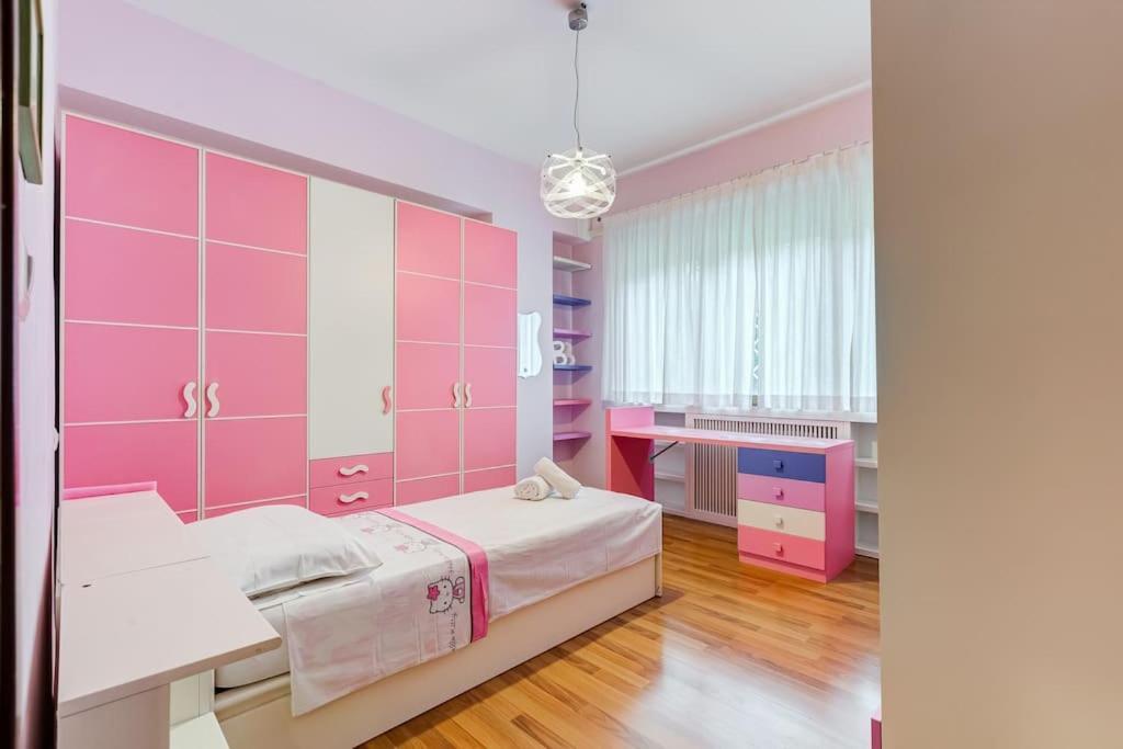 Exclusive Apartment In Eur Lake ローマ エクステリア 写真